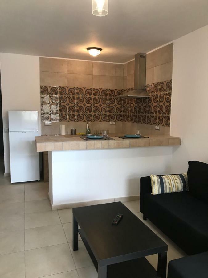 New Cozy Flat With Pool In Amazing Place..! طوستا ديل سيلونثيو المظهر الخارجي الصورة